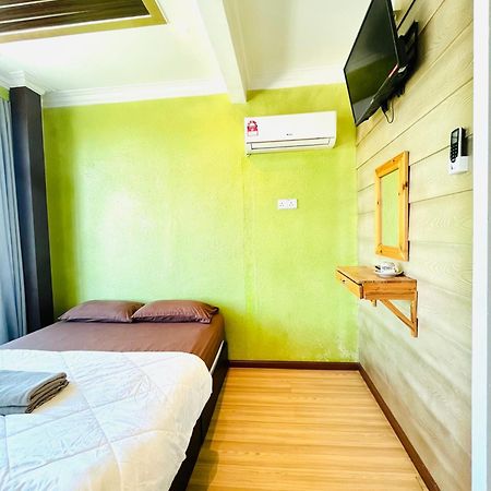 Suza Hostel Tumpat Екстериор снимка