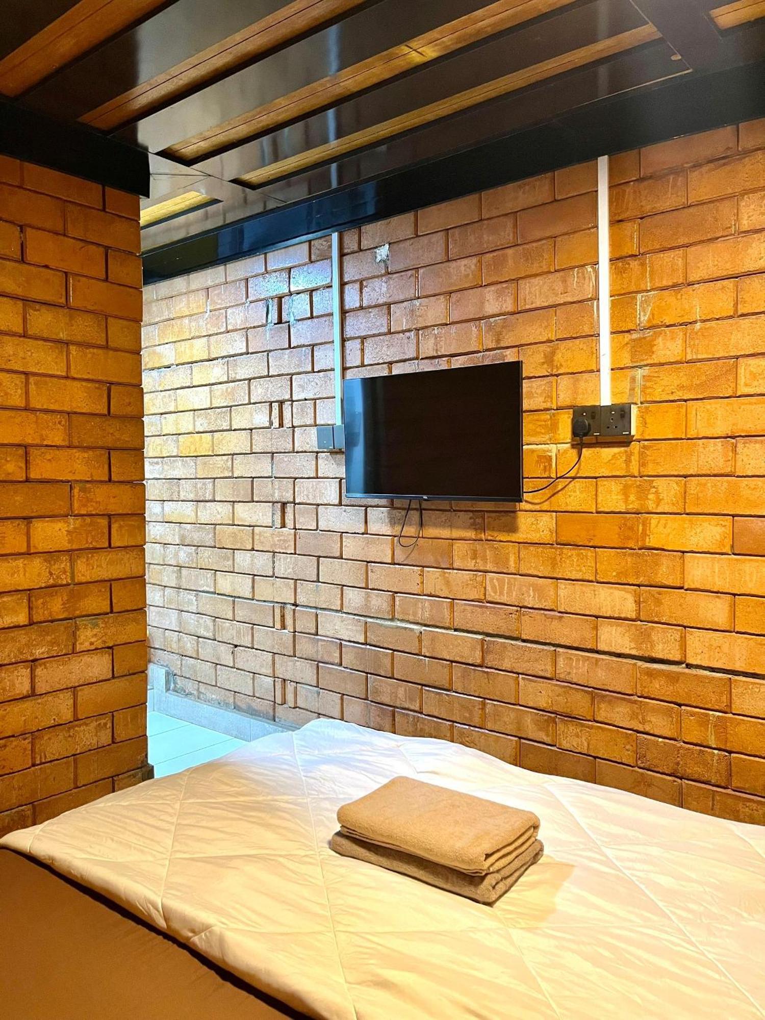 Suza Hostel Tumpat Екстериор снимка