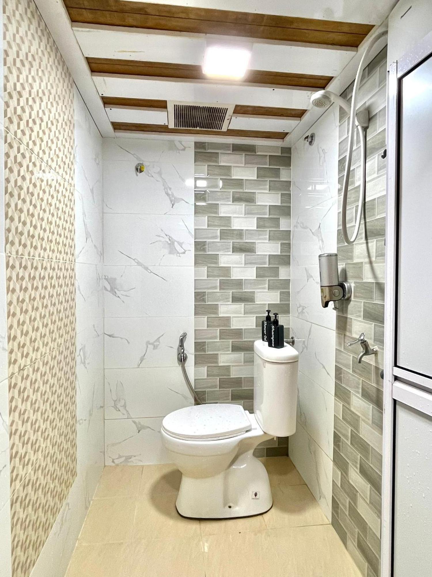 Suza Hostel Tumpat Екстериор снимка