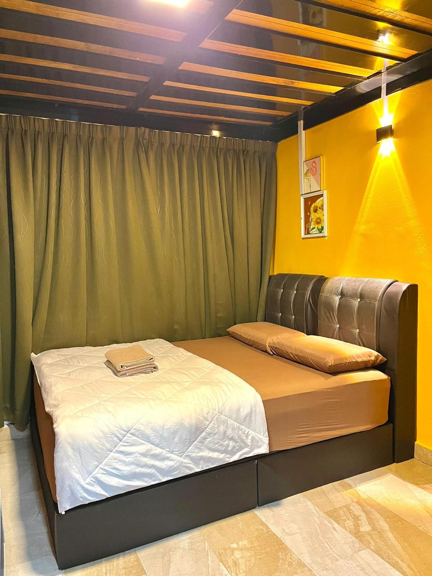 Suza Hostel Tumpat Екстериор снимка
