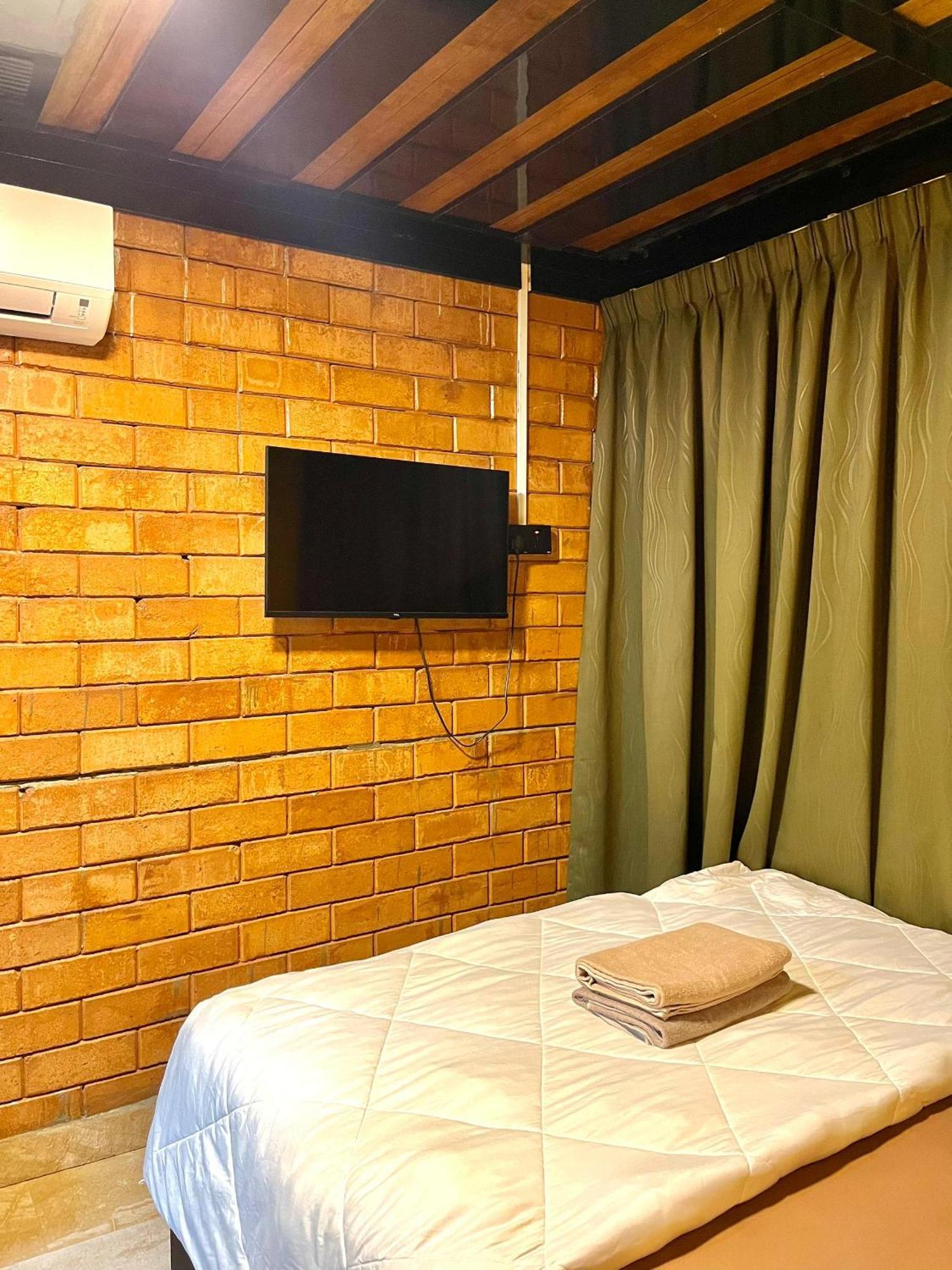 Suza Hostel Tumpat Екстериор снимка